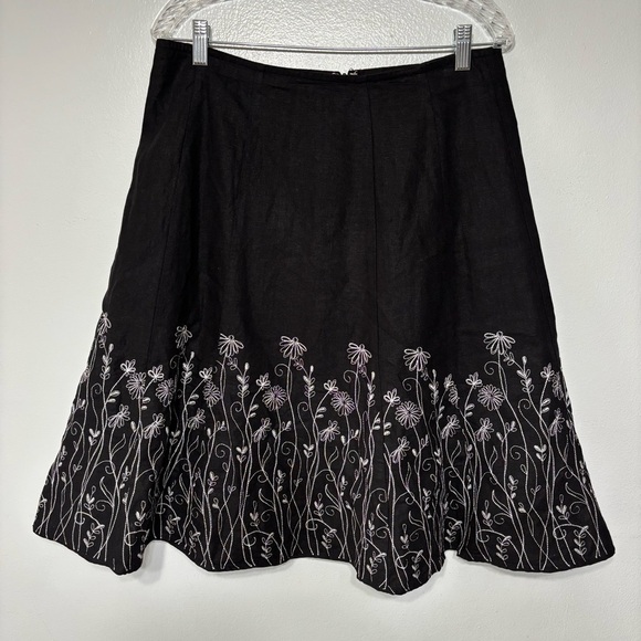 Christopher & Banks Black White Linen Blend Embroidered Floral Skirt Size 10 - Picture 1 of 5